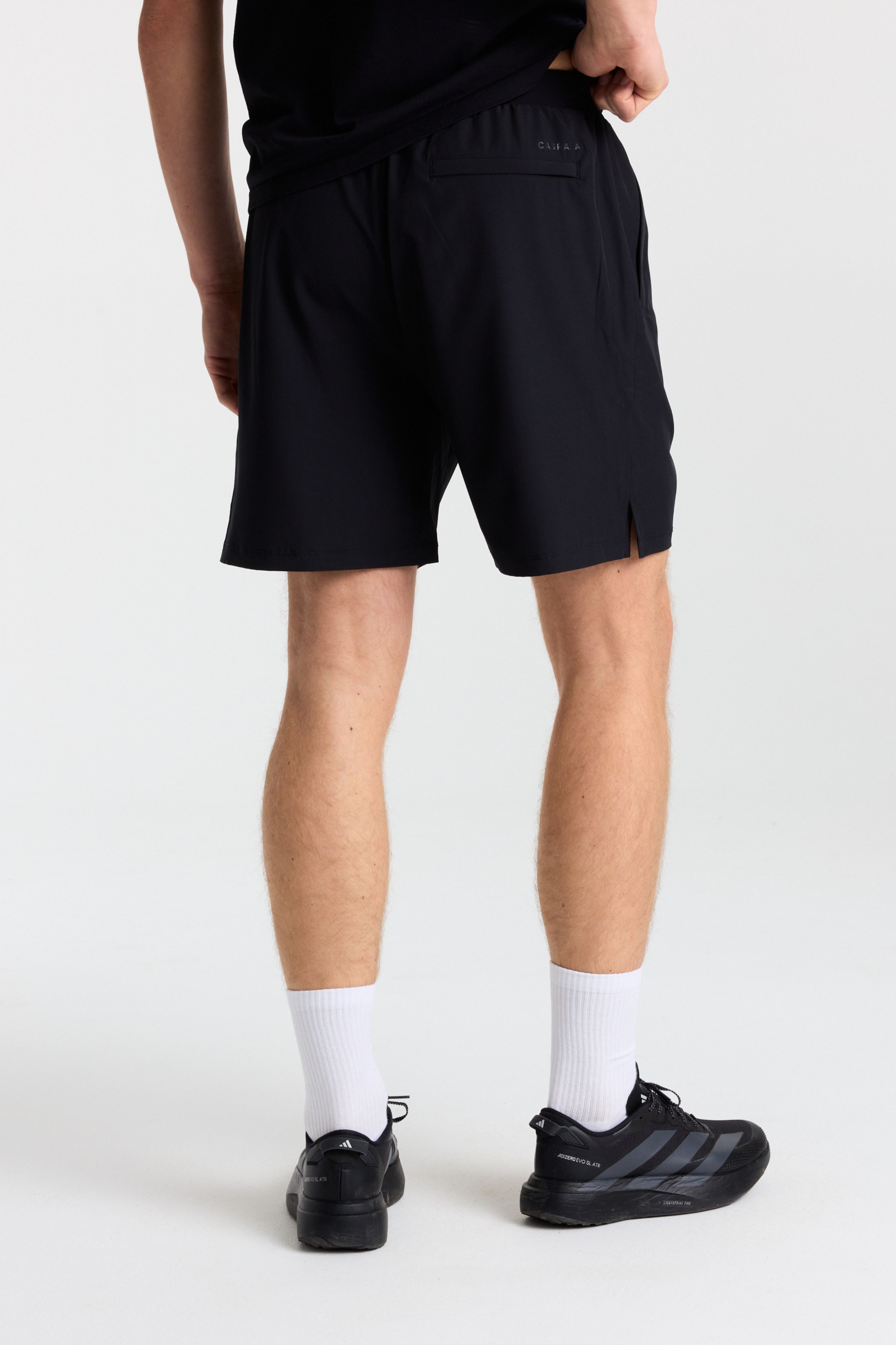 M. Vantage 2-In-1 Shorts 8" - Black